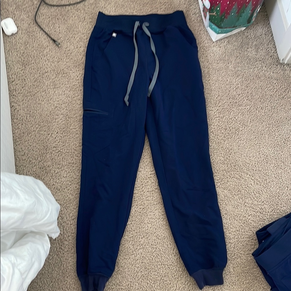 Figs jogger scrub pants